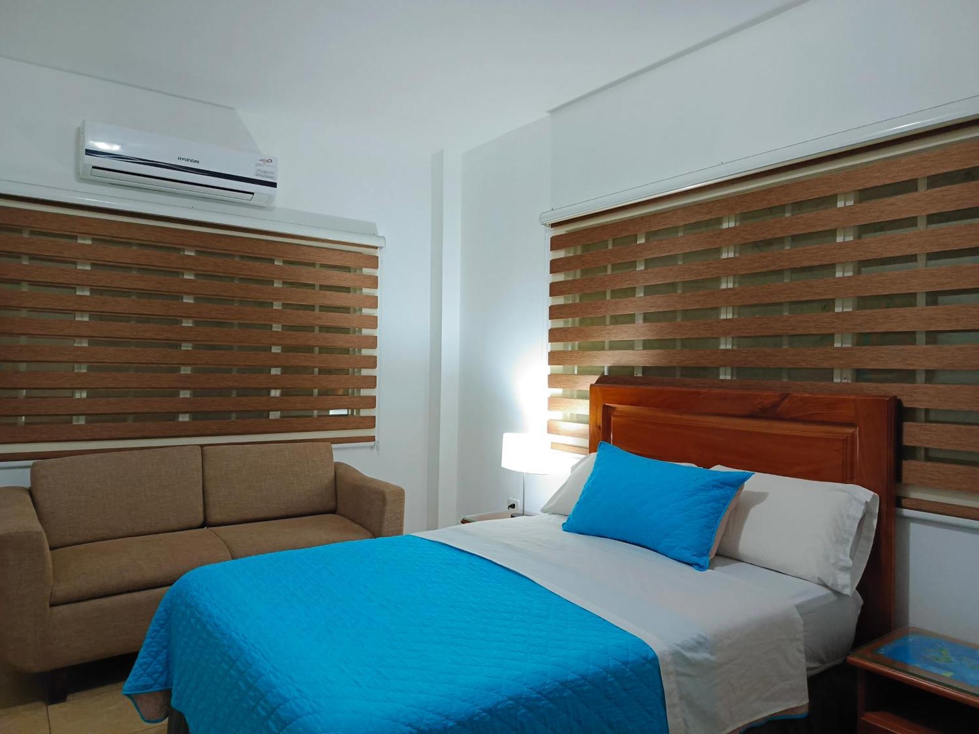Teresita'S House Suites Con Cocina Privada Puerto Baquerizo Moreno Ngoại thất bức ảnh