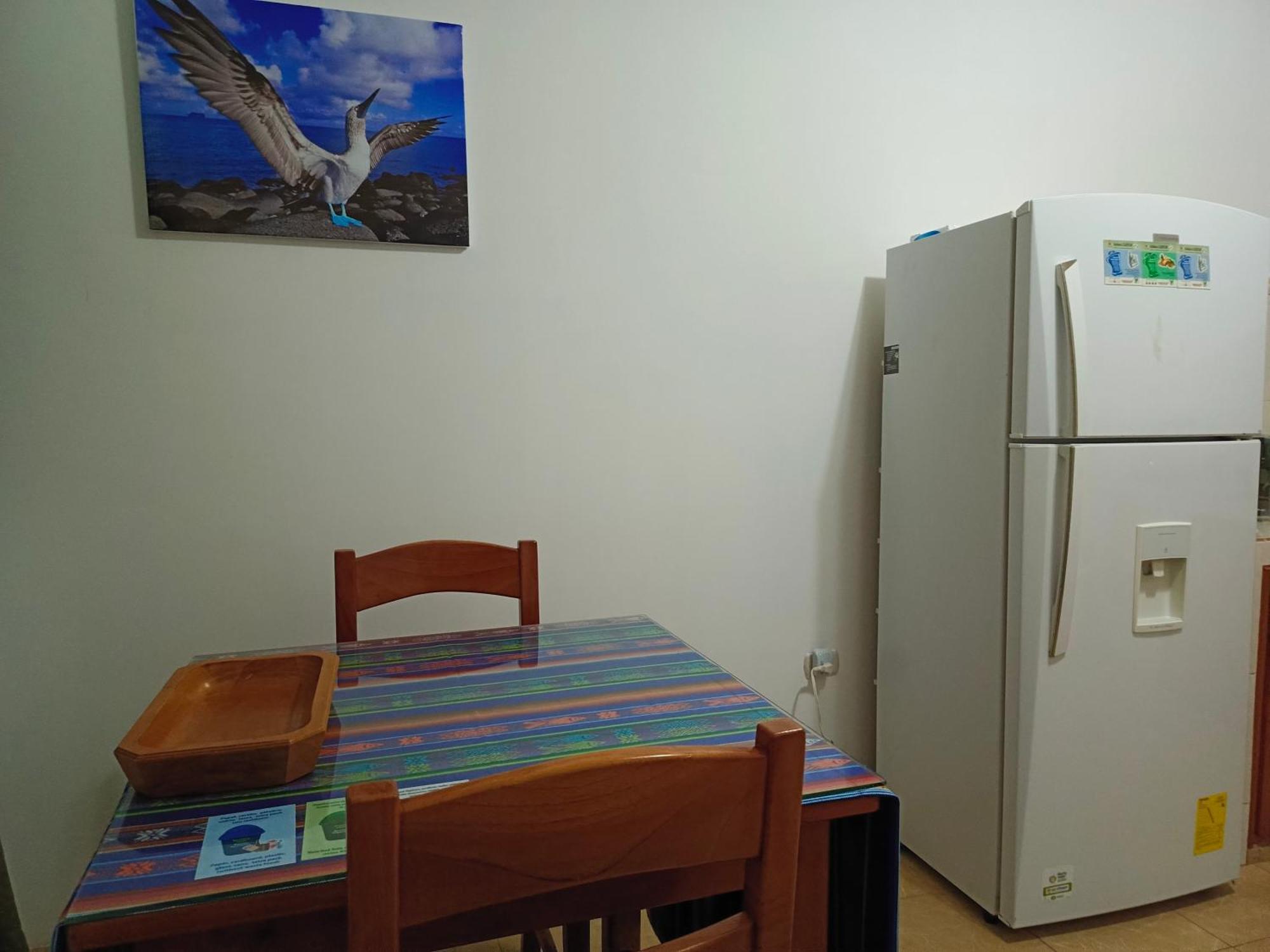 Teresita'S House Suites Con Cocina Privada Puerto Baquerizo Moreno Ngoại thất bức ảnh