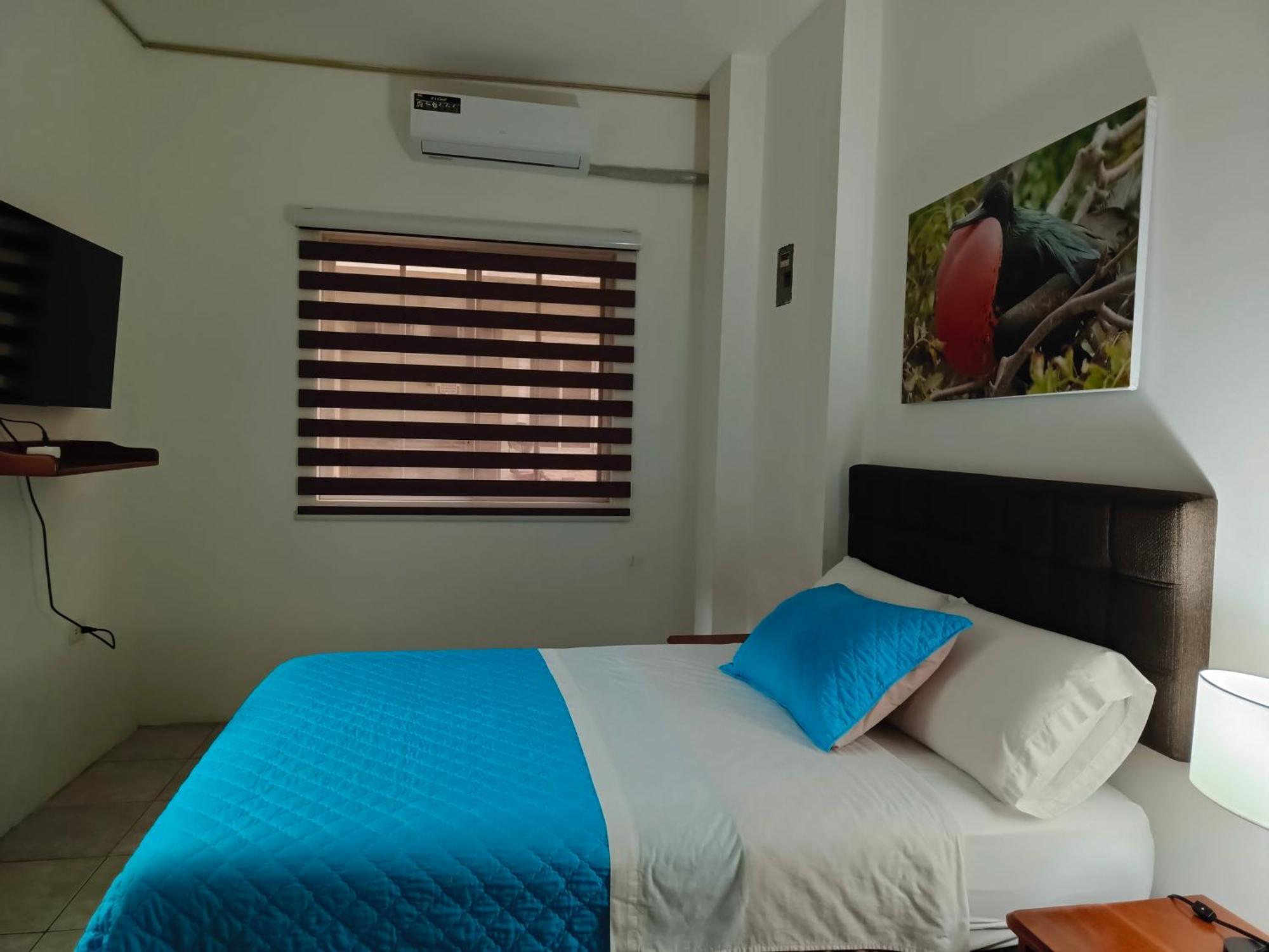 Teresita'S House Suites Con Cocina Privada Puerto Baquerizo Moreno Ngoại thất bức ảnh