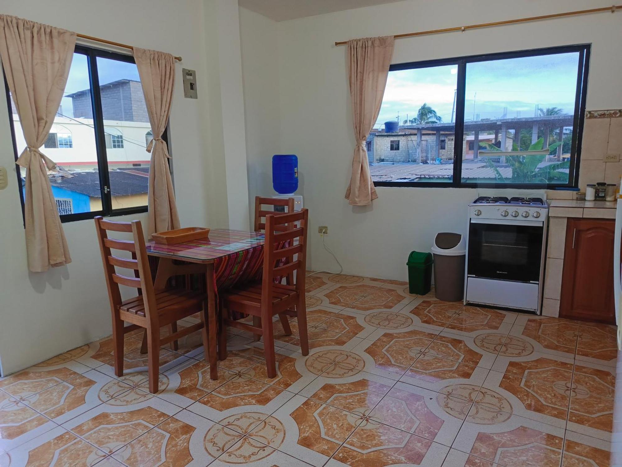 Teresita'S House Suites Con Cocina Privada Puerto Baquerizo Moreno Ngoại thất bức ảnh
