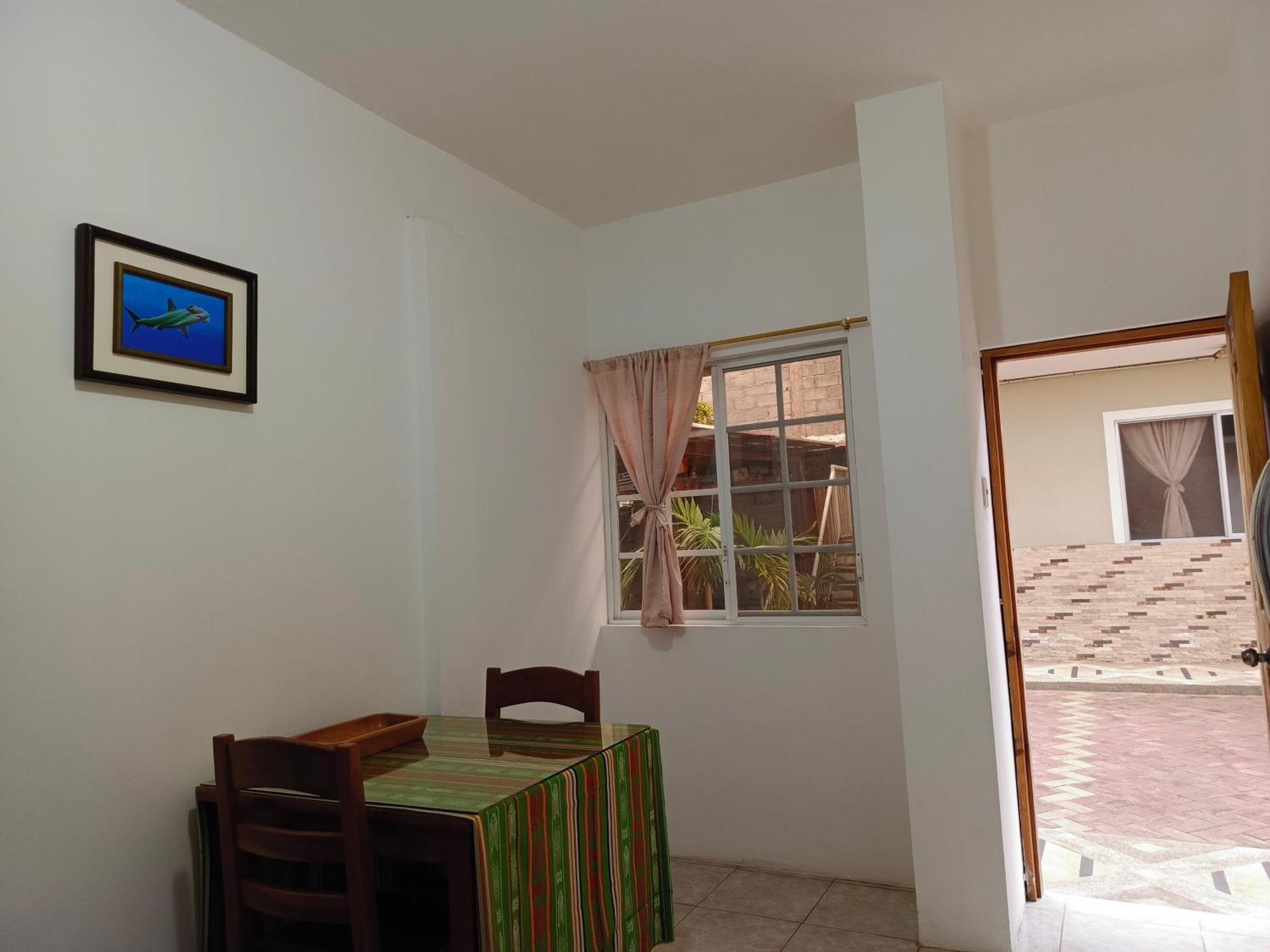 Teresita'S House Suites Con Cocina Privada Puerto Baquerizo Moreno Ngoại thất bức ảnh