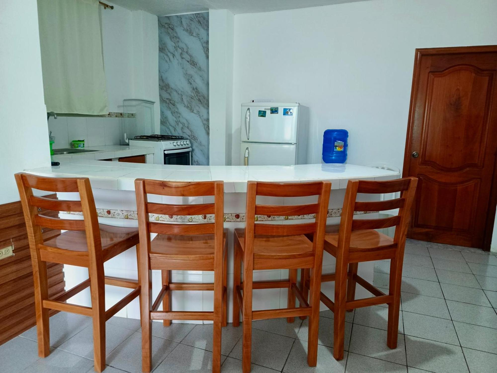 Teresita'S House Suites Con Cocina Privada Puerto Baquerizo Moreno Ngoại thất bức ảnh