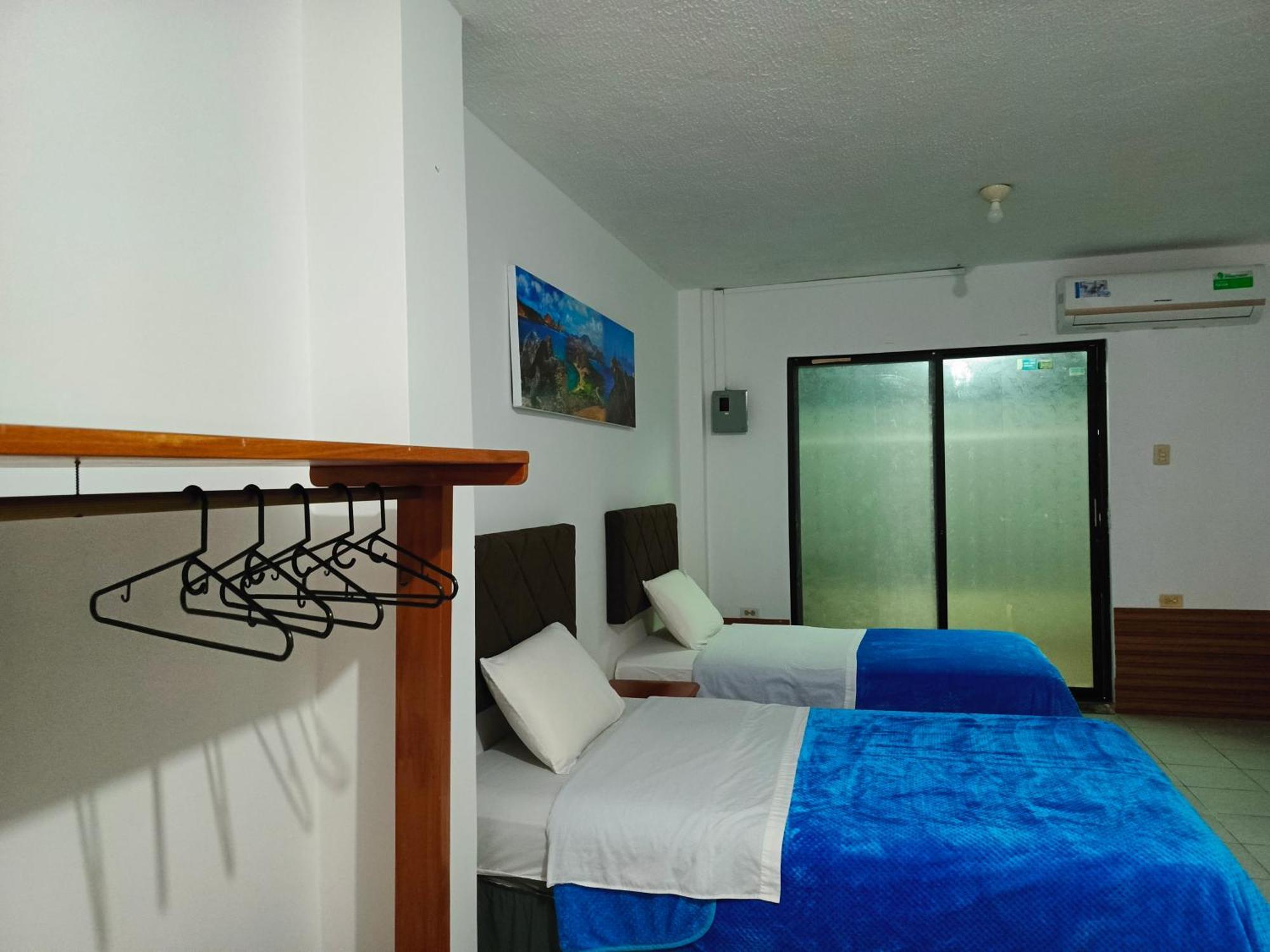 Teresita'S House Suites Con Cocina Privada Puerto Baquerizo Moreno Ngoại thất bức ảnh